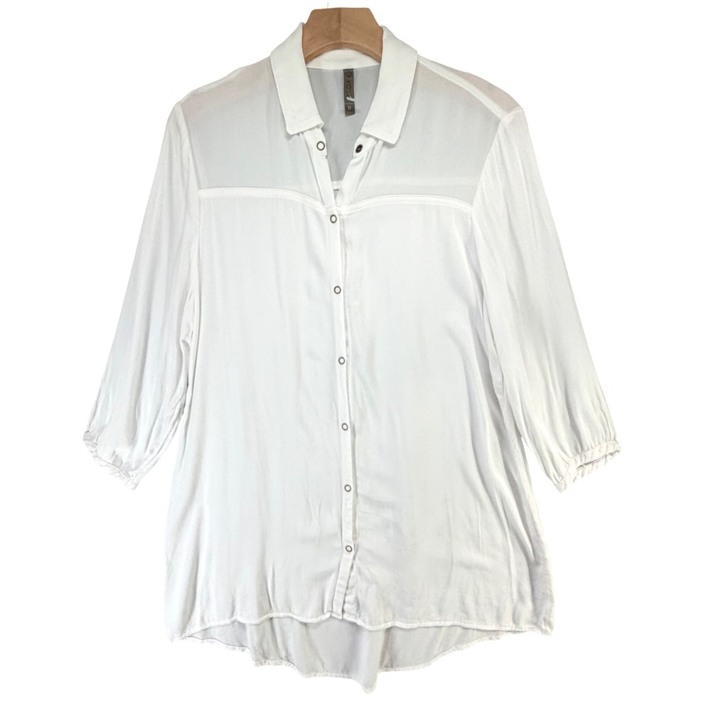 XCVI Button Front Blouse M White Rayon Blend 3/4 Tunic Top Minimalist Coastal